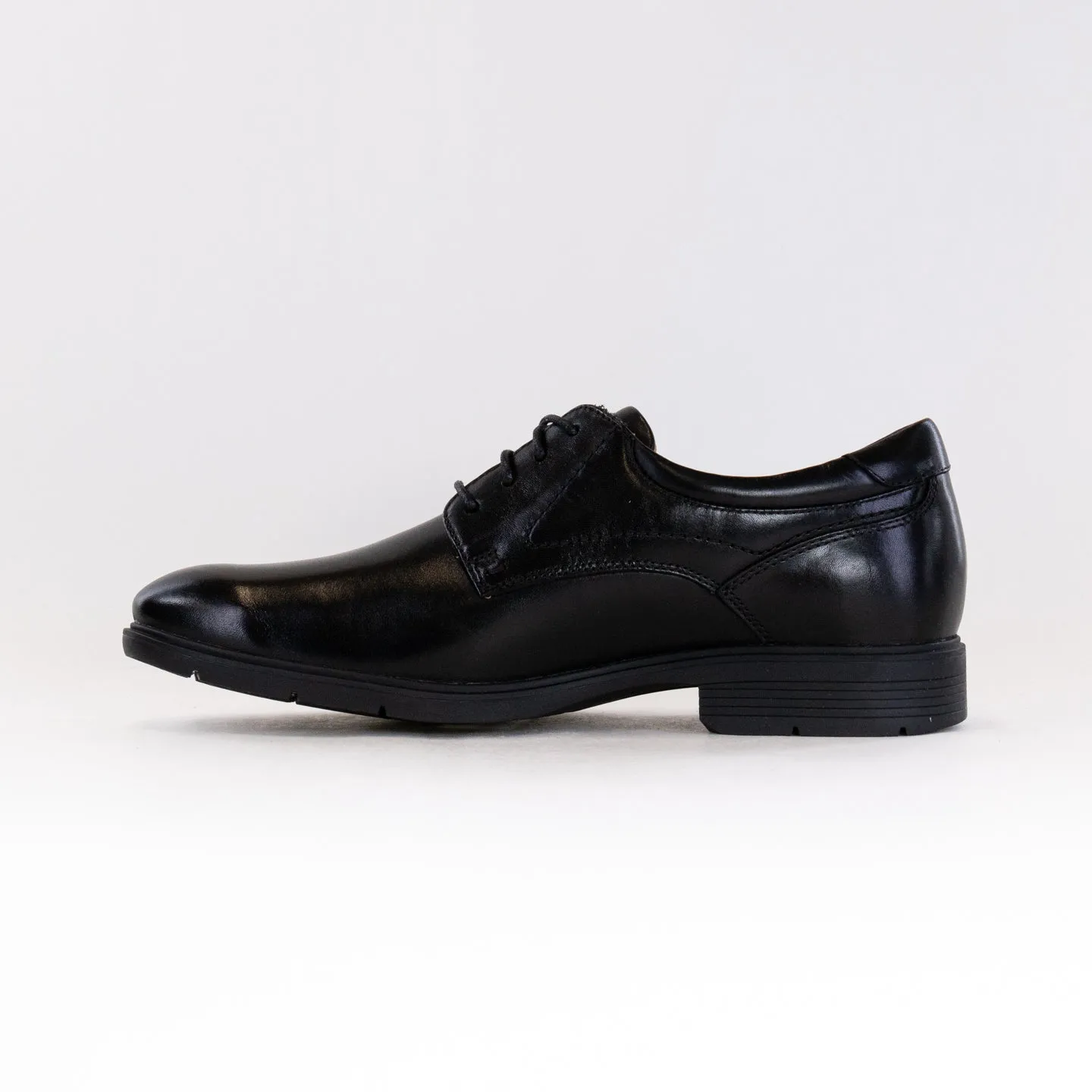 Clarks Eldredge Plain Toe Oxford (Men's) - Black Leather