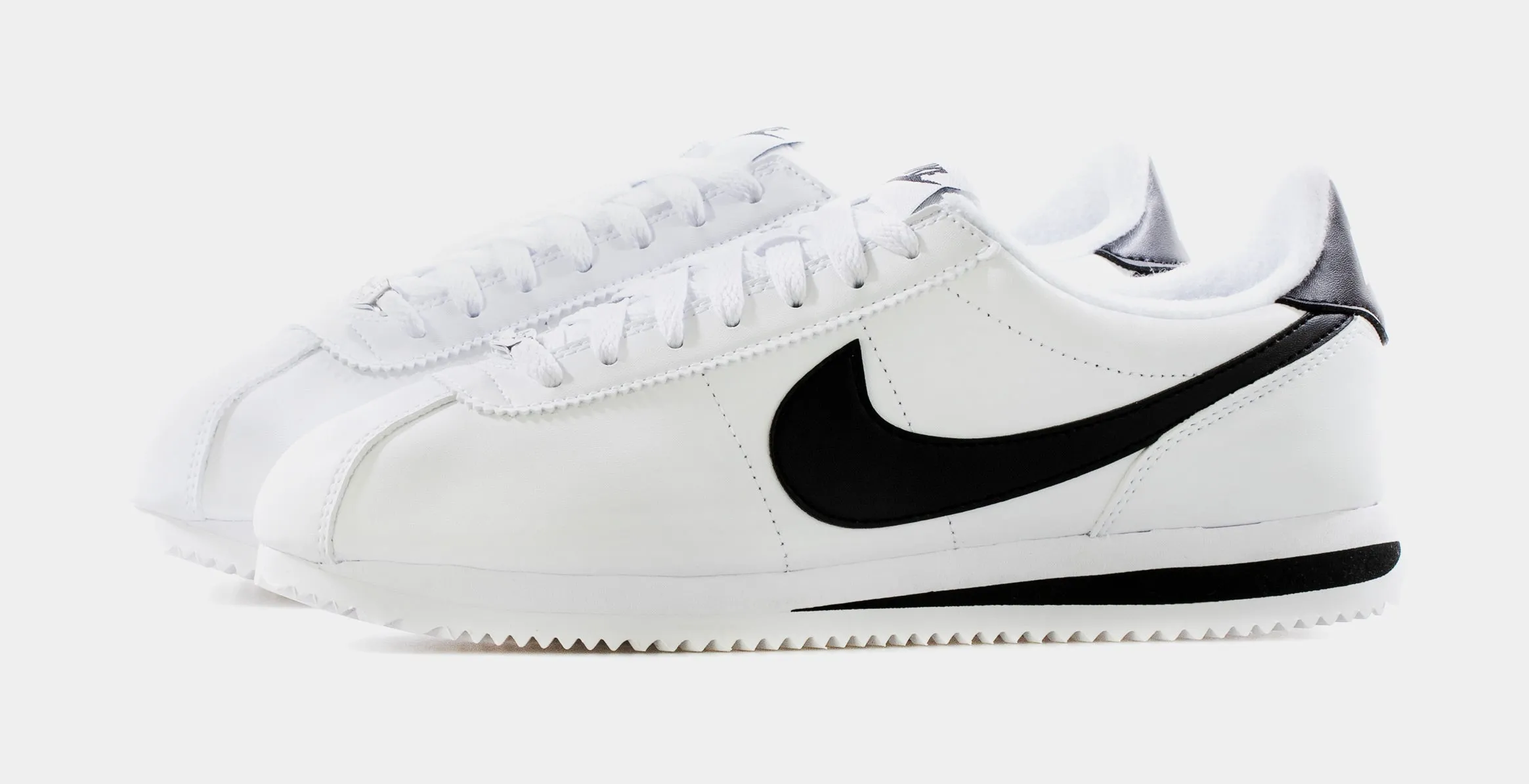 Cortez Basic Leather Classic Mens Lifestyle Shoe (White/Black)