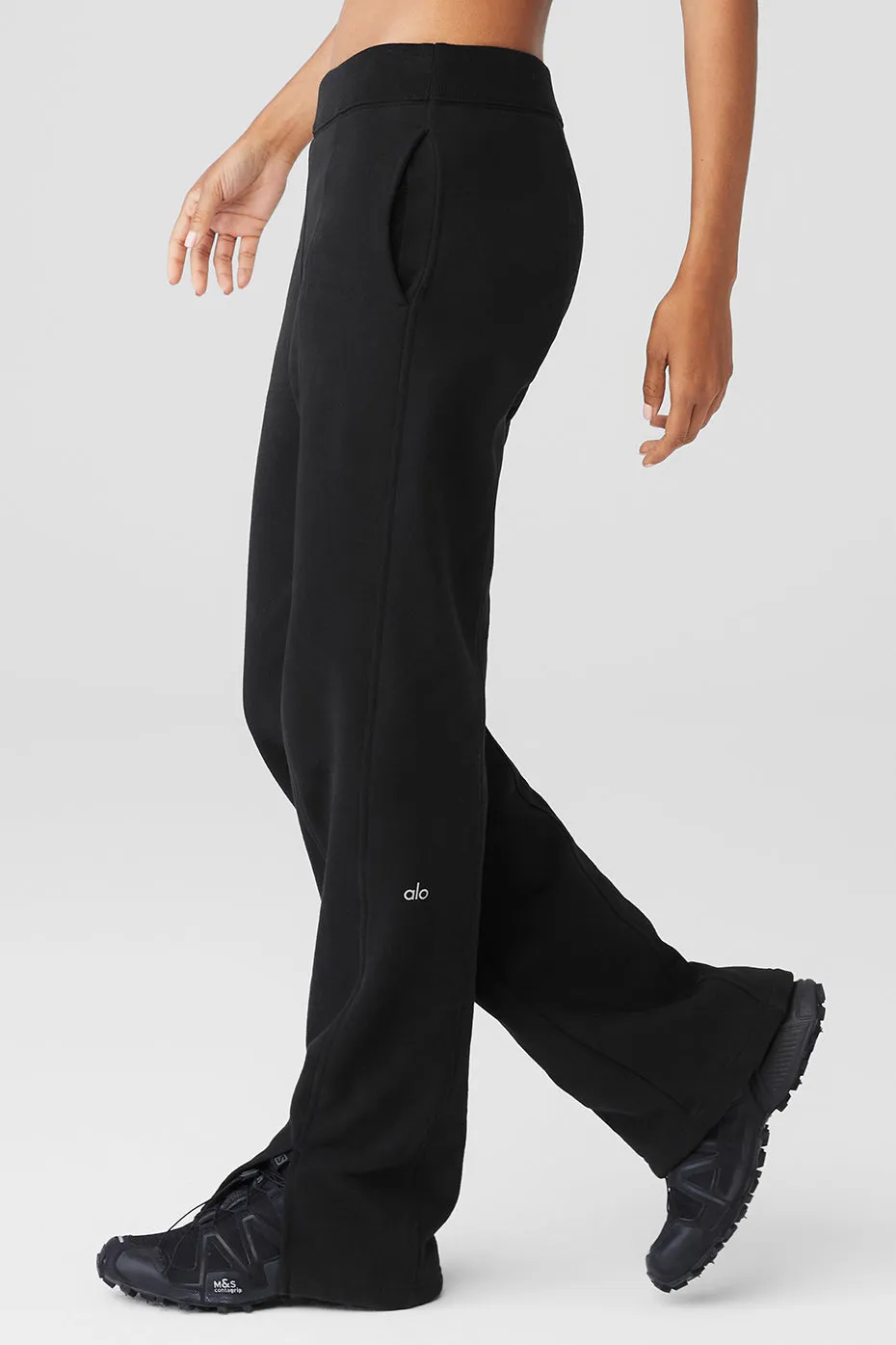 High-Waist Free Time Straight Leg Sweatpant - Black