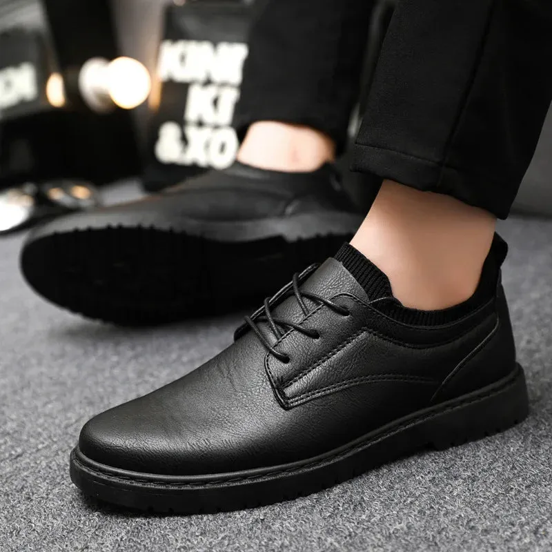 Ilooove New Leather Casual Shoes For Men Leather Loafers Shoes Comfortable Anti-Slip Outdoor Slip On Sneakers Fashion Retro Leisure