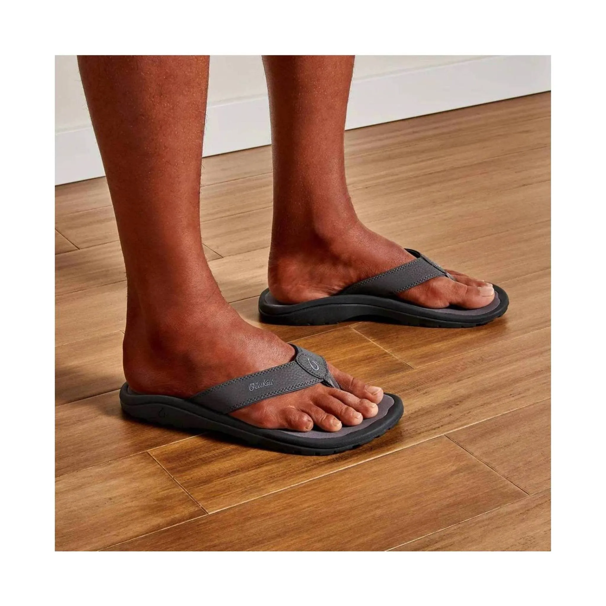 OluKai Men's Ohana Flip Flop - Pavement