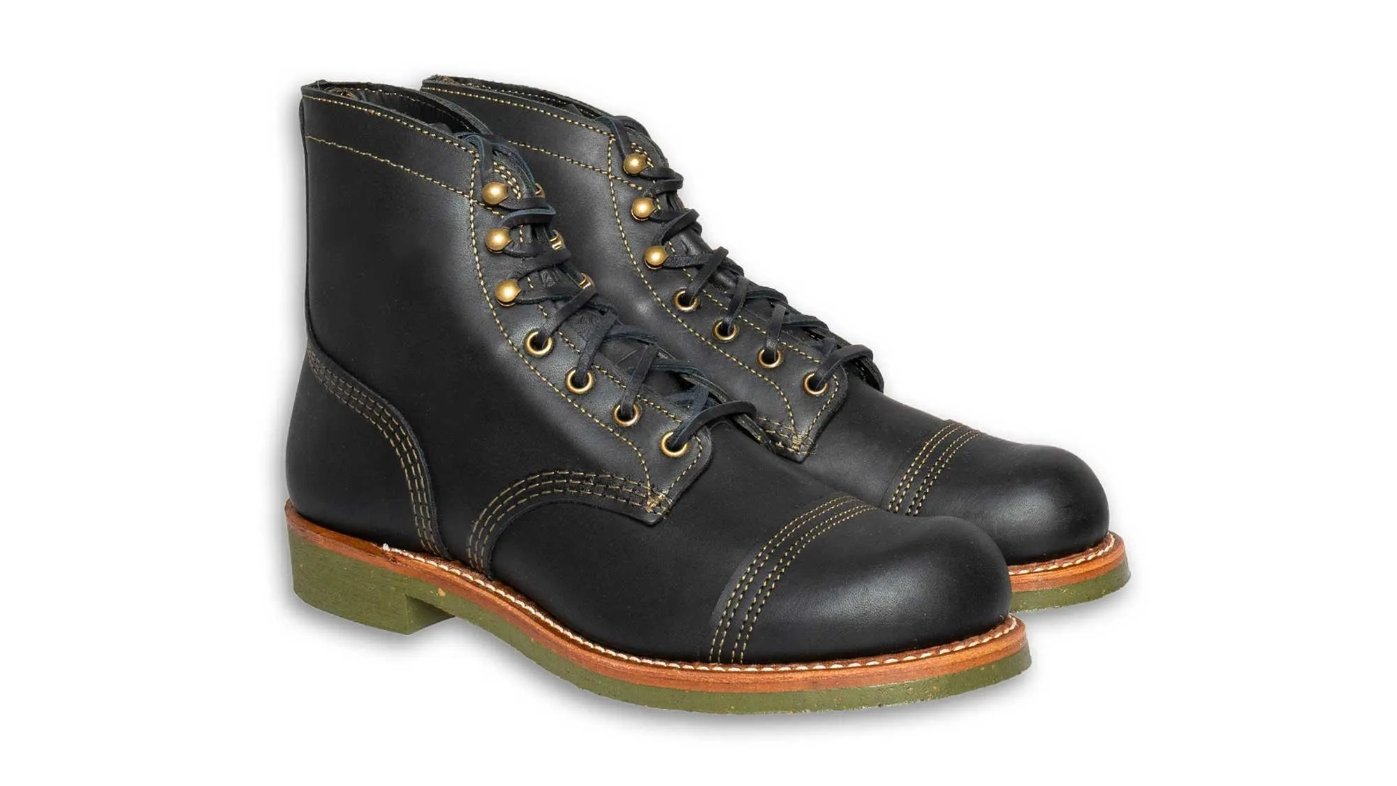 Red Wing Heritage Rider's Room Iron Ranger #4331 // Black Harness Leather