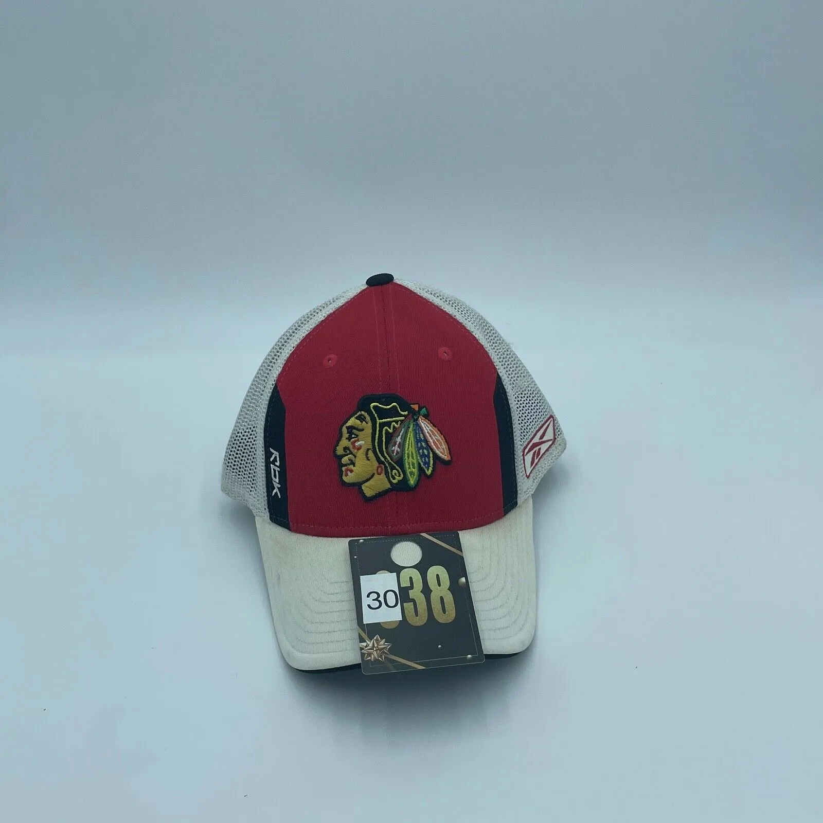 Reebok NHL Chicago Blackhawks Cap With Mesh In Rear Sz: One Size