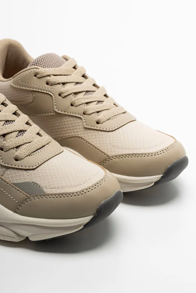 Rugged Trainer Natural