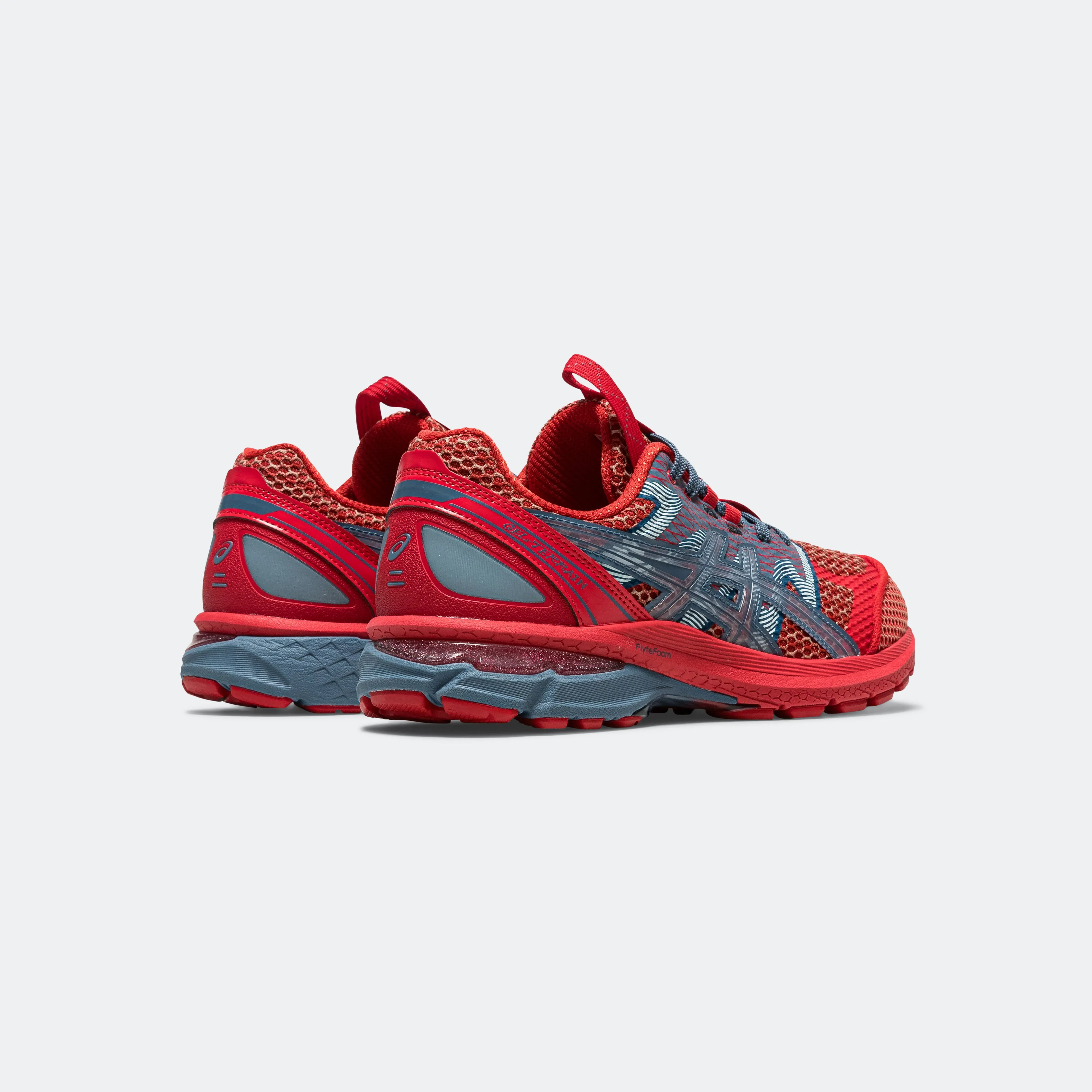 US4-S GEL-TERRAIN - Classic Red/Wood Crepe