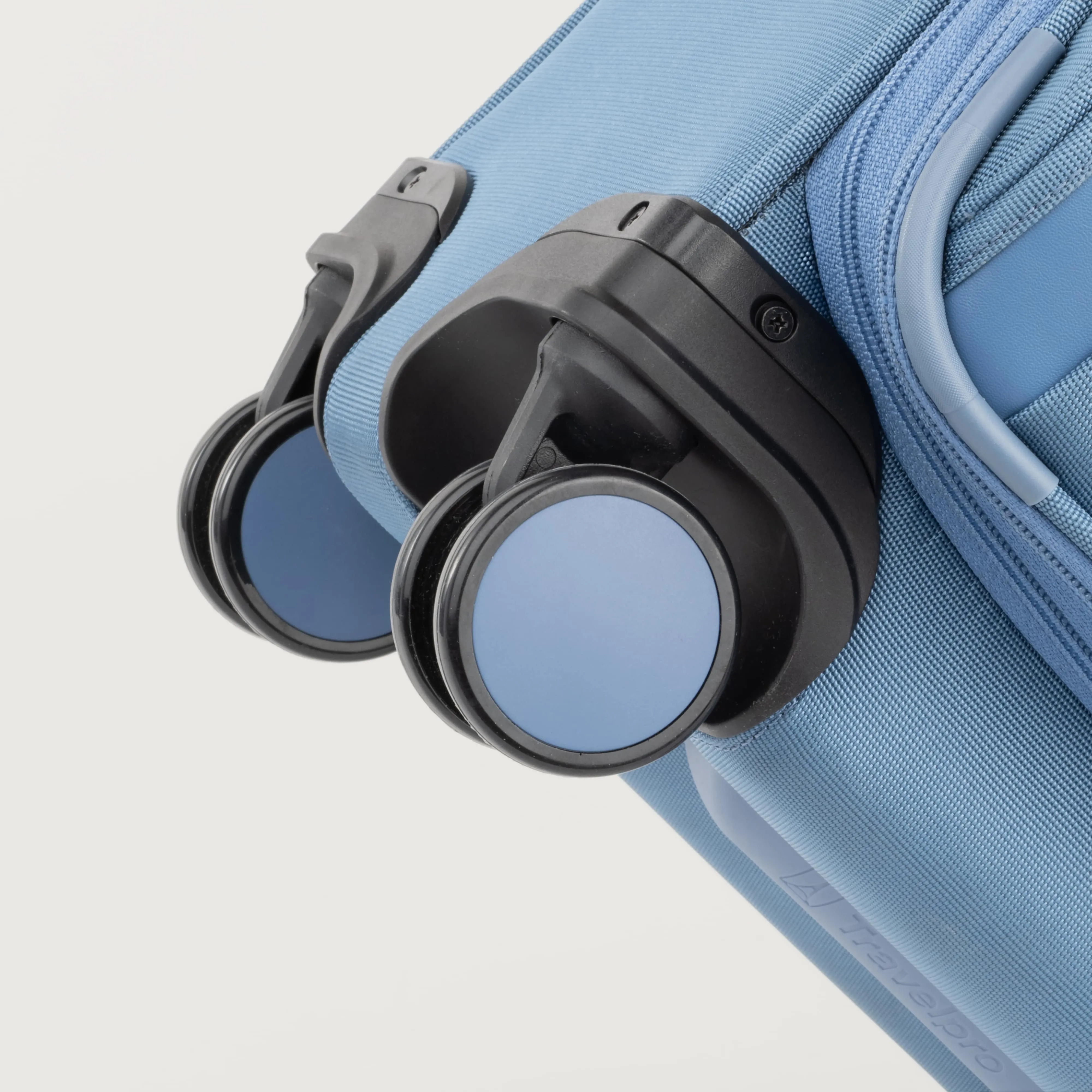 VersaPack®  Carry-On Spinner